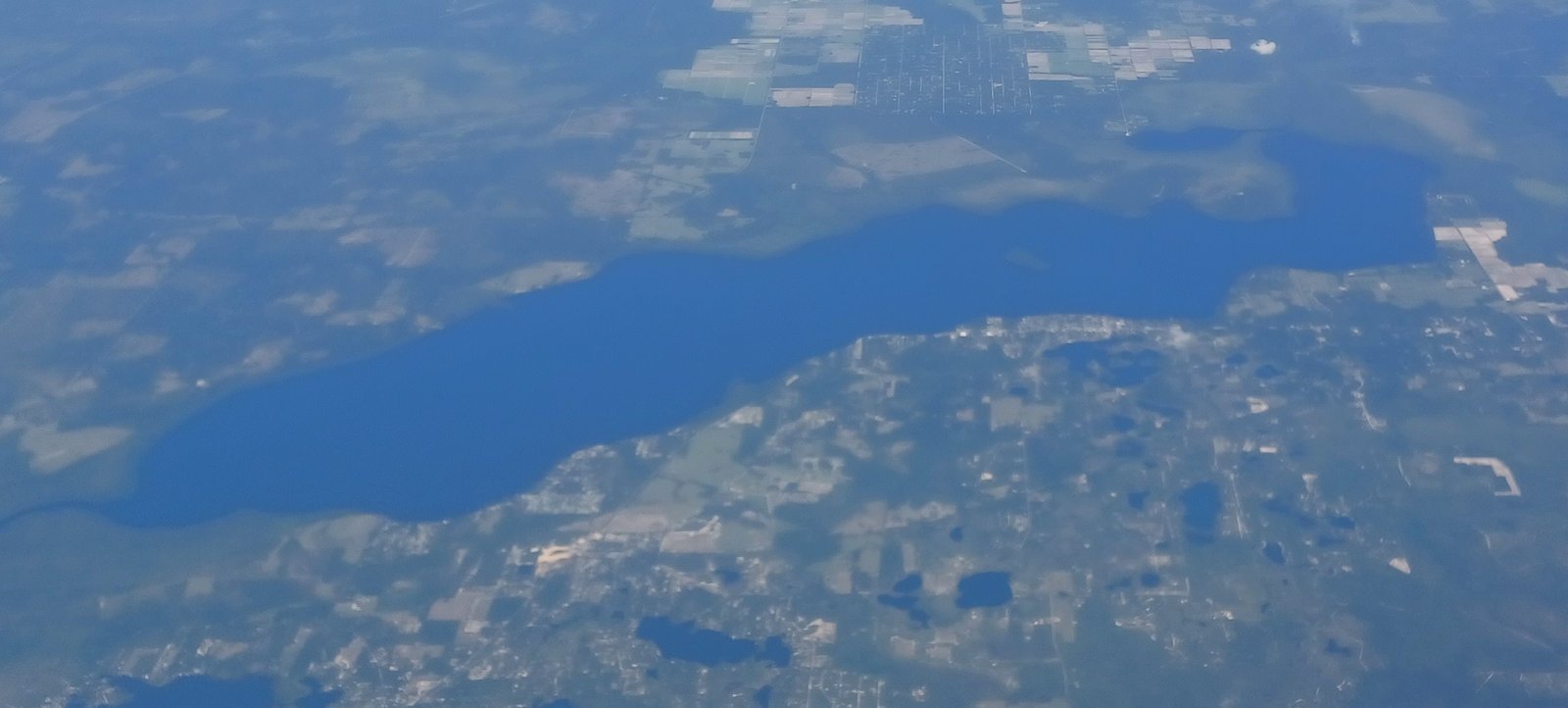 crescent-city-crescent-lake-aerial Lot for Gardening — 0.4 mi to Crescent Lake