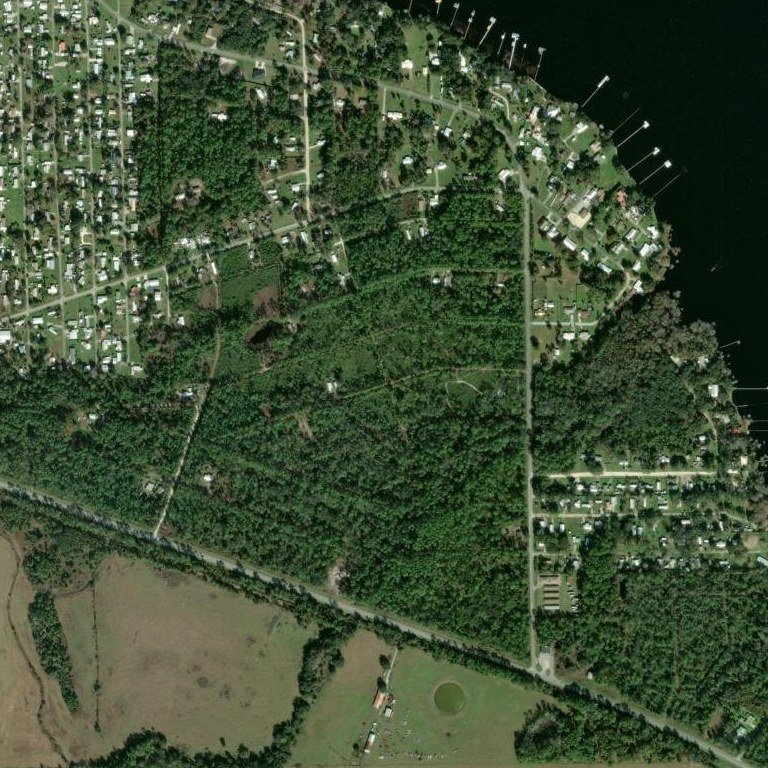 Lot for Gardening — 0.4 mi to Crescent Lake