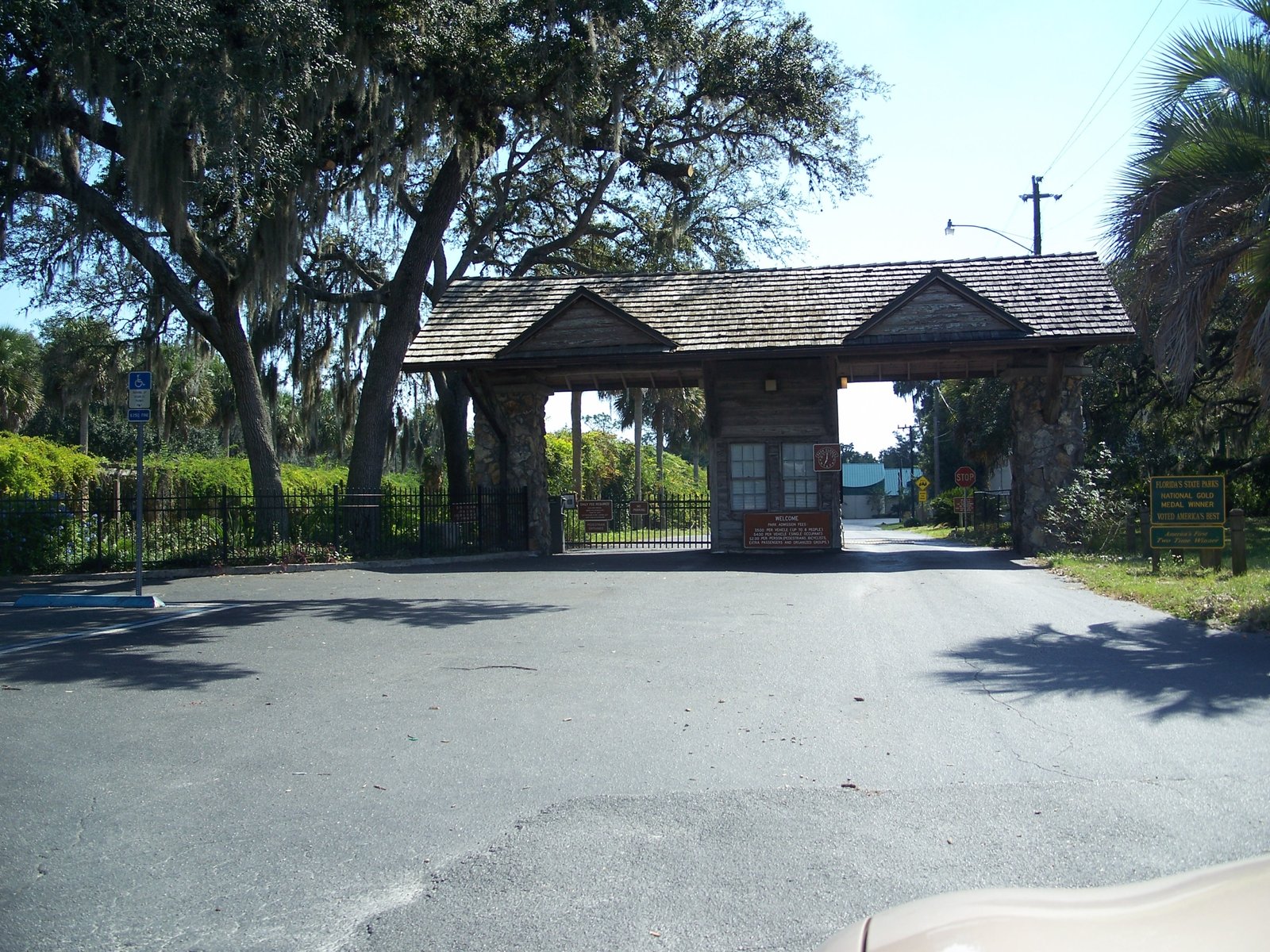 satsuma-ravine-gardens-entrance Buildable Quarter-Acre on Florida Blvd — Minutes to the St. Johns River